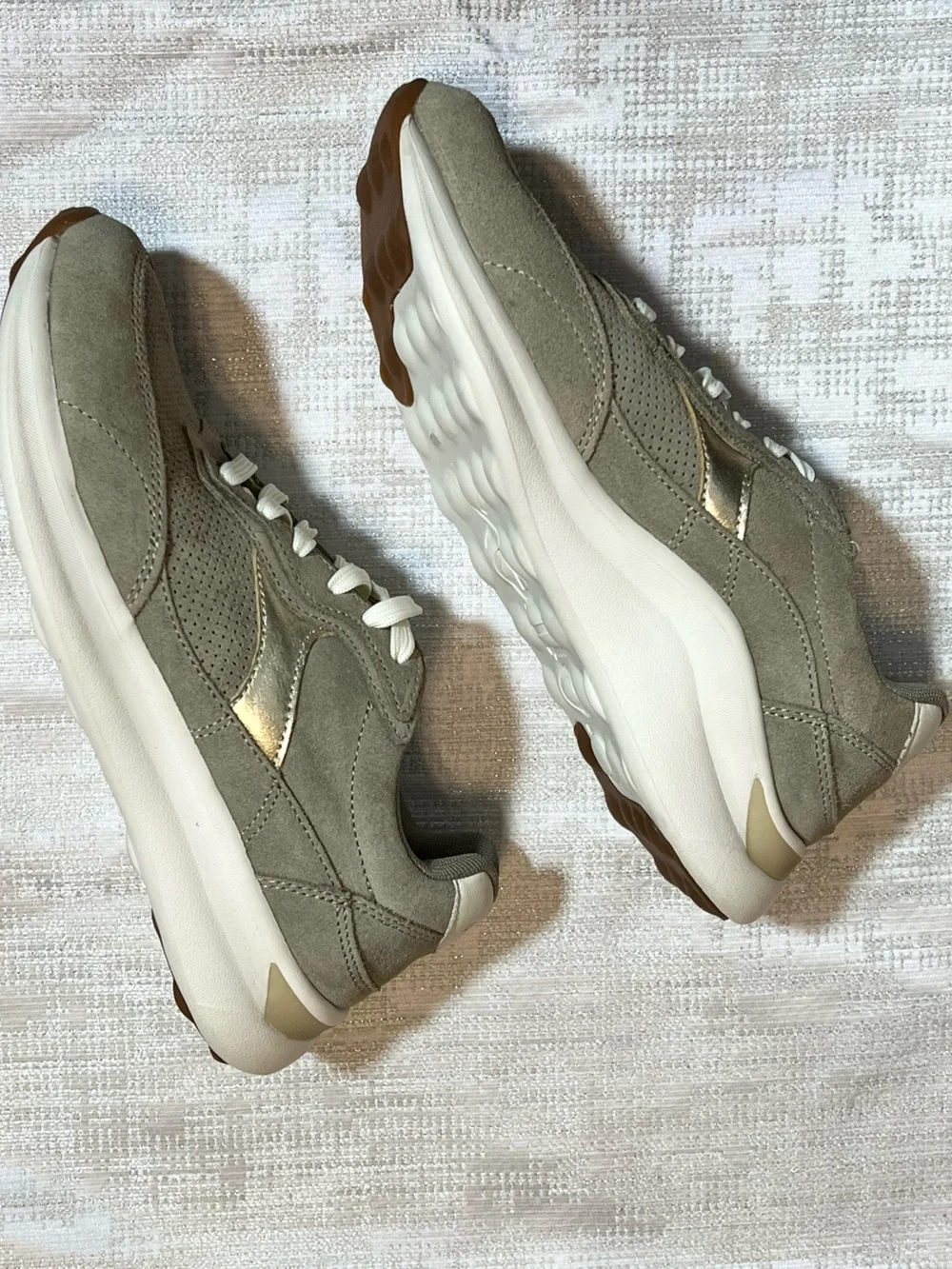 Aetrex Emily Taupe Leather Lace-Up Comfort Sneakers EU 38 US 7.5-8 NWOB